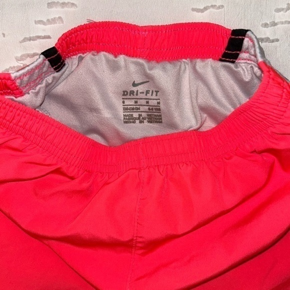 Nike Dri-Fit running shorts — sz 5Y/6Y child medium - Picture 3 of 5